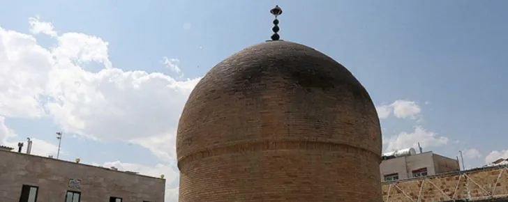 گنبد خشتی مشهد