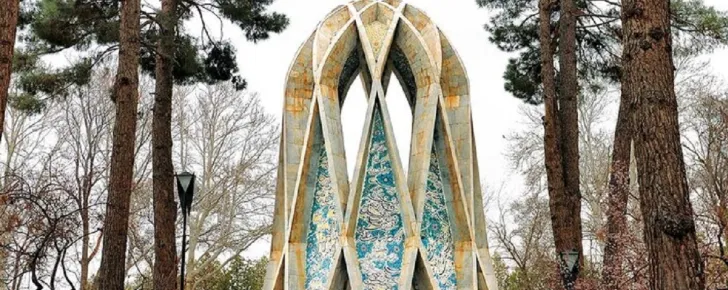 آرامگاه خیام