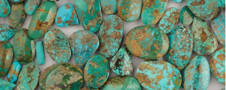 سنگ فیروزه از سوغات مشهد