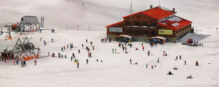 پیست اسکی توچال بهترین مقاصد برای سفر زمستانی در ایران