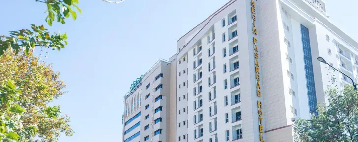 هتل نگین پاسارگاد مشهد